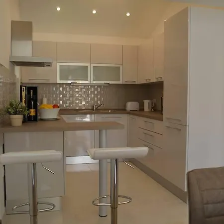 Lux, 4****, View Of And Sea * سبليت